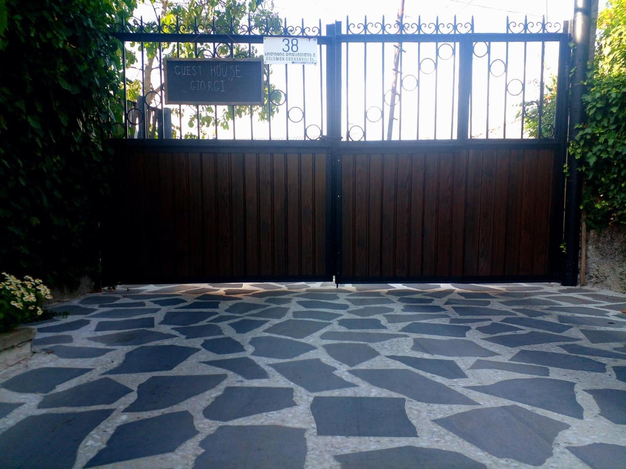 Guesthouse Giorgi เทลาวี ภายนอก รูปภาพ