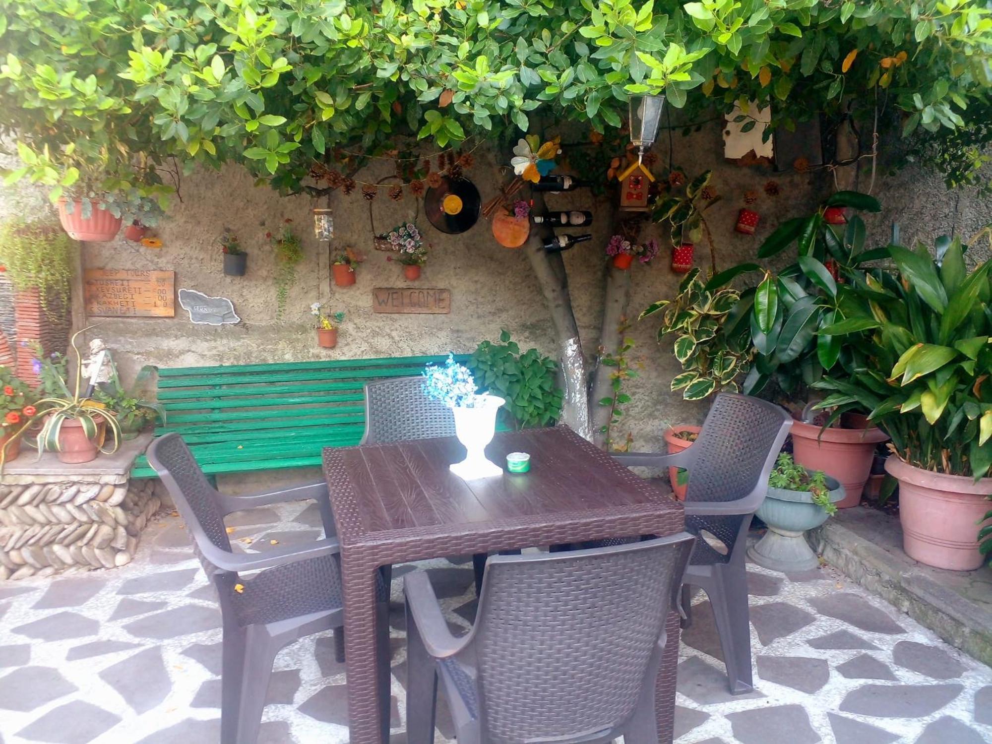 Guesthouse Giorgi เทลาวี ภายนอก รูปภาพ