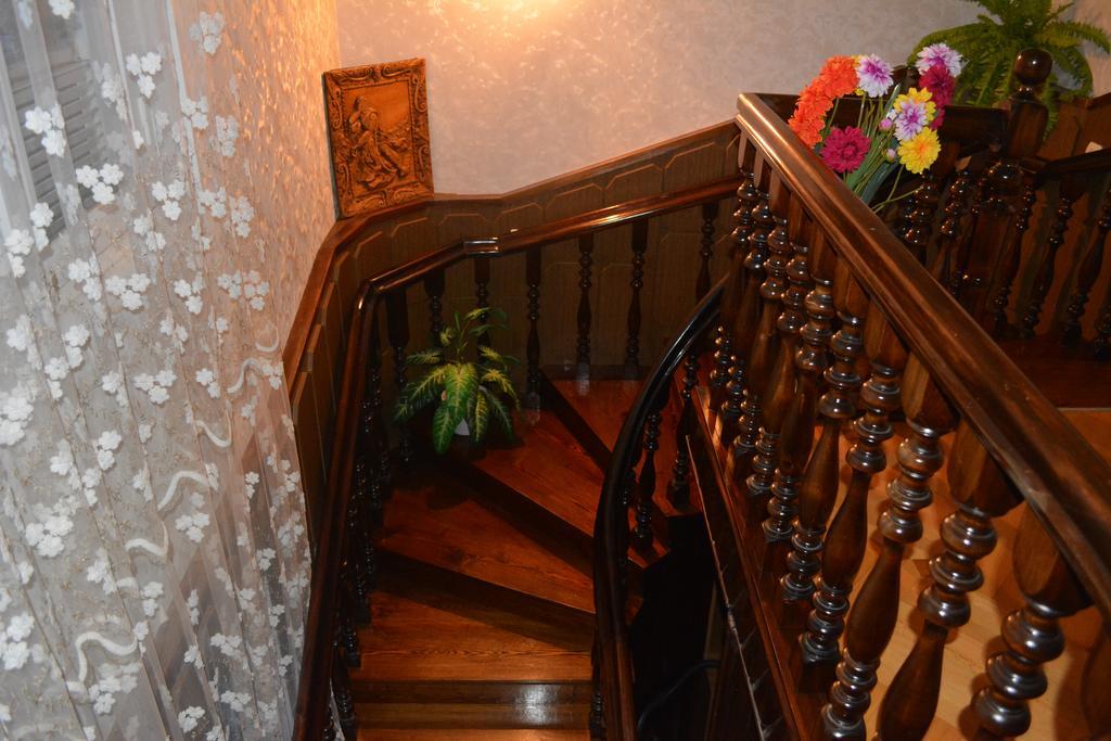 Guesthouse Giorgi เทลาวี ภายนอก รูปภาพ